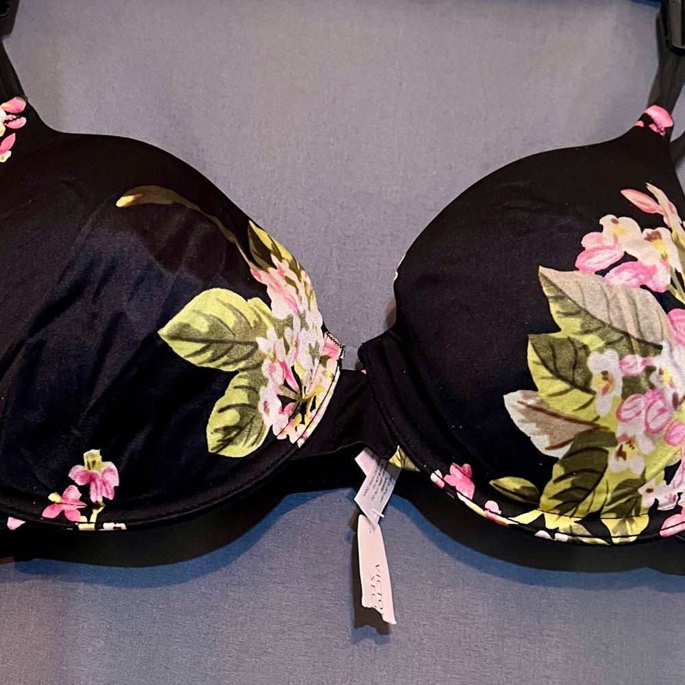 Victoria's Secret Black Floral Bra